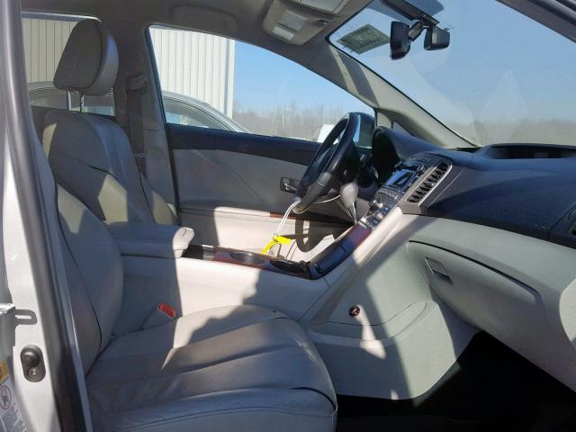 4T3BK3BB6AU043189 - 2010 TOYOTA VENZA BASE SILVER photo 5