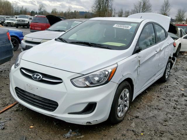 KMHCT4AE1HU334950 - 2017 HYUNDAI ACCENT SE WHITE photo 2