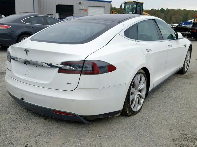 5YJSA1CN4DFP26227 - 2013 TESLA MODEL S WHITE photo 4