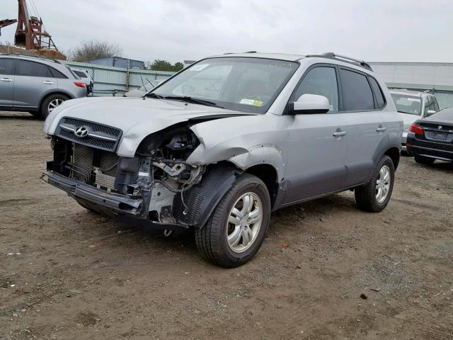 KM8JN72D88U847444 - 2008 HYUNDAI TUCSON SE SILVER photo 2