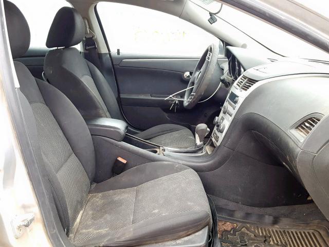 1G1ZC5EU5CF261626 - 2012 CHEVROLET MALIBU 1LT SILVER photo 5