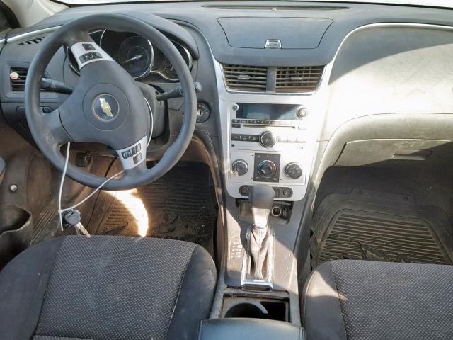 1G1ZC5EU5CF261626 - 2012 CHEVROLET MALIBU 1LT SILVER photo 9