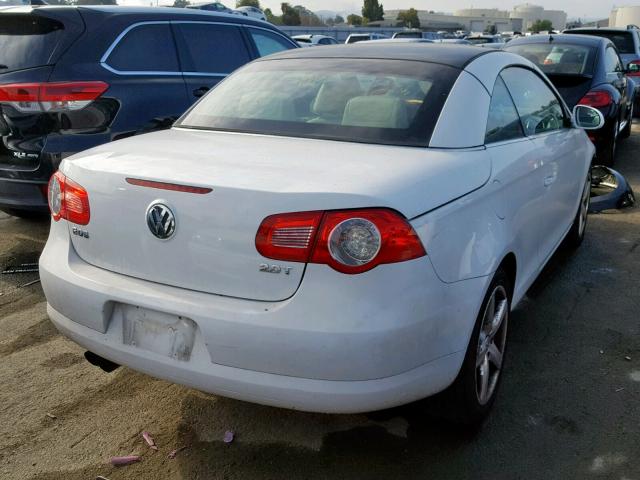 WVWDA71F47V010666 - 2007 VOLKSWAGEN EOS 2.0T S WHITE photo 4