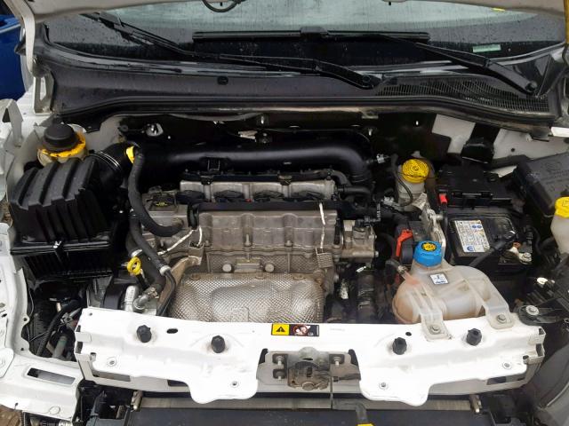 ZFBERFAT8G6C10334 - 2016 RAM PROMASTER 白色 照片 7