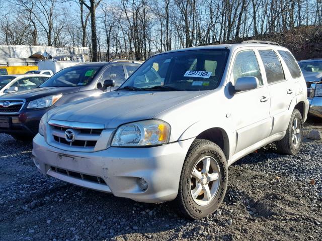 4F2CZ94125KM54465 - 2005 MAZDA TRIBUTE S GRAY photo 2