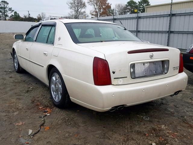 1G6KF57922U210932 - 2002 CADILLAC DEVILLE DT WHITE photo 3