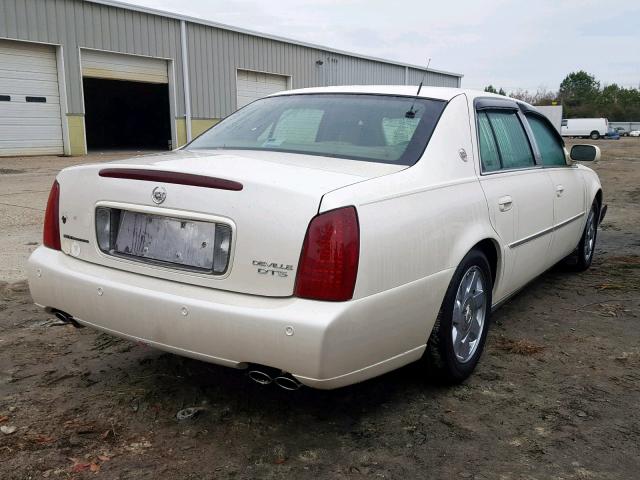 1G6KF57922U210932 - 2002 CADILLAC DEVILLE DT WHITE photo 4