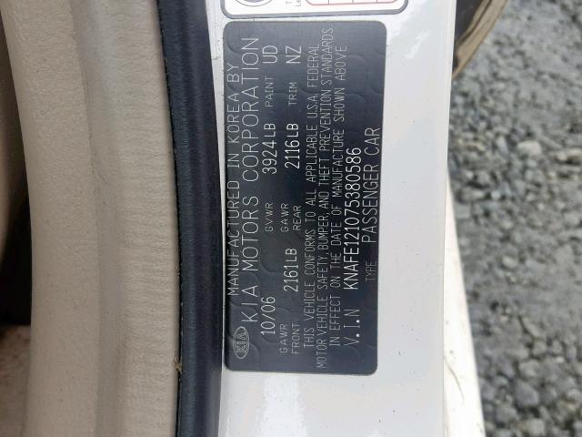 KNAFE121075380586 - 2007 KIA SPECTRA EX WHITE photo 10