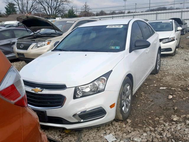 1G1PA5SG5F7287556 - 2015 CHEVROLET CRUZE LS WHITE photo 2