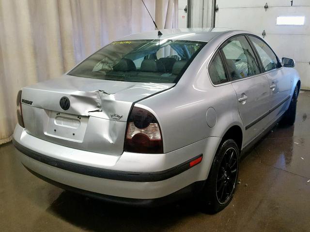 WVWPD63B53P390866 - 2003 VOLKSWAGEN PASSAT GLS SILVER photo 4