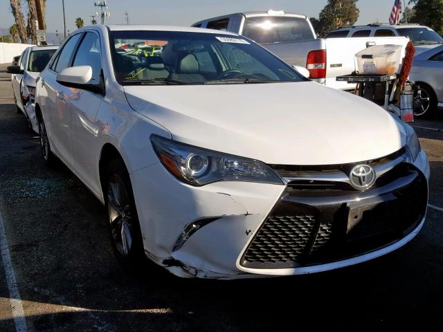 4T1BF1FK7HU362087 - 2017 TOYOTA CAMRY LE WHITE photo 1