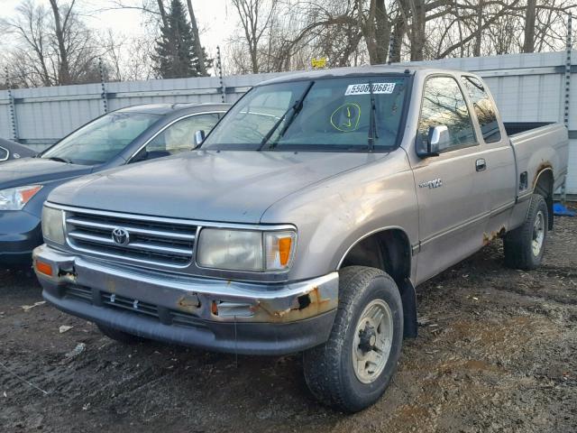 JT4UN24D0T0028378 - 1996 TOYOTA T100 XTRAC SILVER photo 2