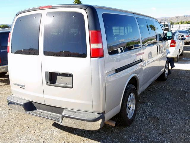 1GNFG154591156332 - 2009 CHEVROLET EXPRESS G1 GRAY photo 4