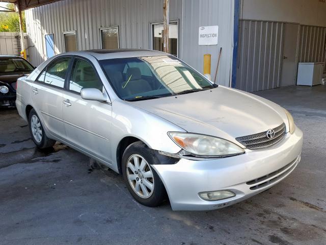 4T1BF32K14U582854 - 2004 TOYOTA CAMRY LE SILVER photo 1