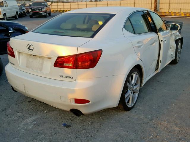 JTHBE262962005773 - 2006 LEXUS IS 350 WHITE photo 4