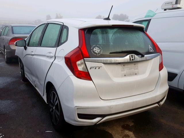 3HGGK5H86JM723870 - 2018 HONDA FIT EX WHITE photo 3