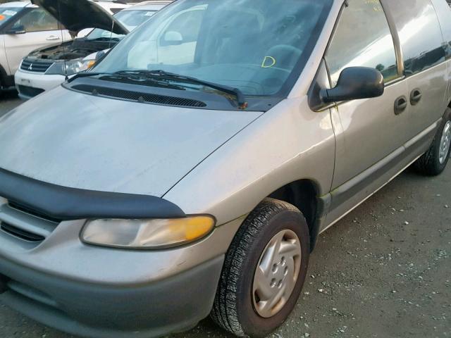 2B4GP453XVR298541 - 1997 DODGE CARAVAN SE SILVER photo 9