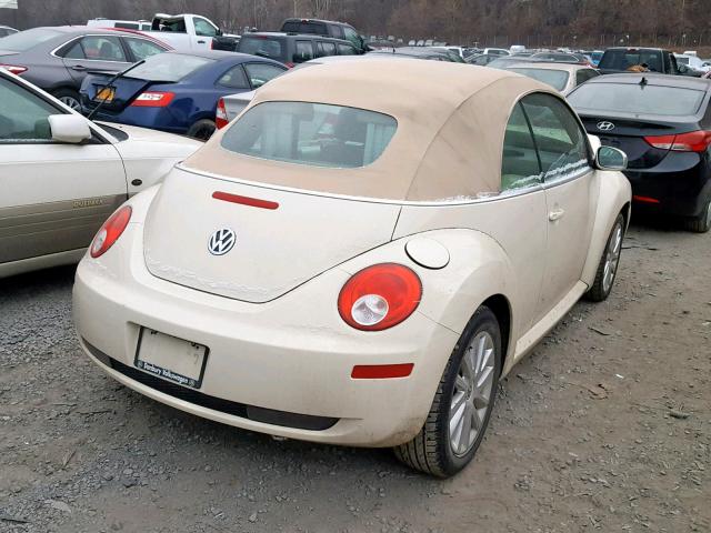 3VWRG3AL2AM003748 - 2010 VOLKSWAGEN NEW BEETLE BEIGE photo 4