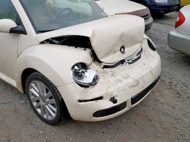 3VWRG3AL2AM003748 - 2010 VOLKSWAGEN NEW BEETLE BEIGE photo 9