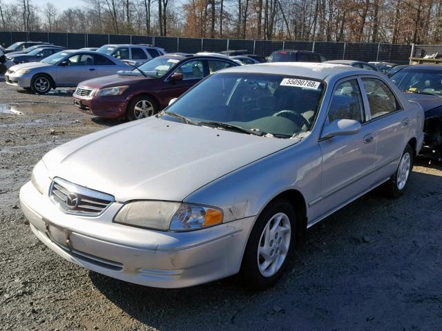 1YVGF22C8Y5172026 - 2000 MAZDA 626 ES SILVER photo 2