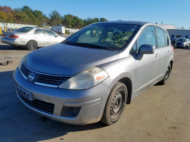 3N1BC13E68L428153 - 2008 NISSAN VERSA S SILVER photo 2