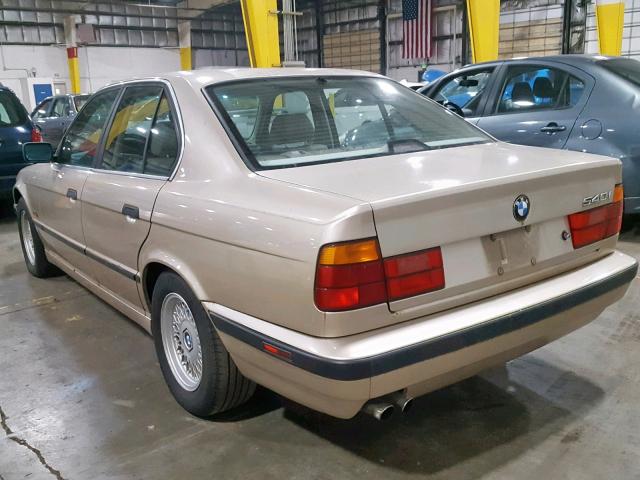 WBAHE6320SGF32556 - 1995 BMW 540 I AUTO GOLD photo 3