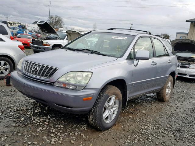 JTJHF10U620239871 - 2002 LEXUS RX 300 GRAY photo 2