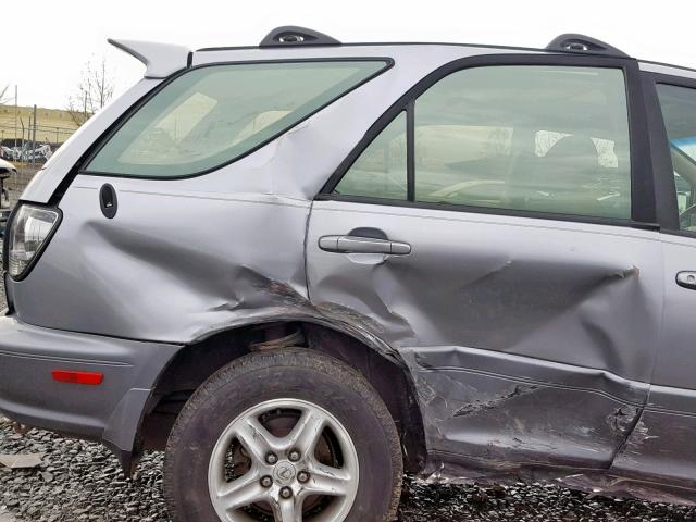 JTJHF10U620239871 - 2002 LEXUS RX 300 GRAY photo 9