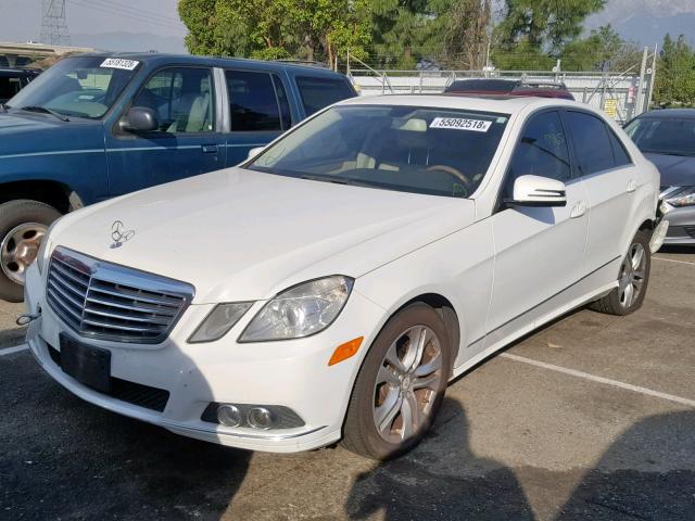 WDDHF5GB9AA208885 - 2010 MERCEDES-BENZ E 350 WHITE photo 2