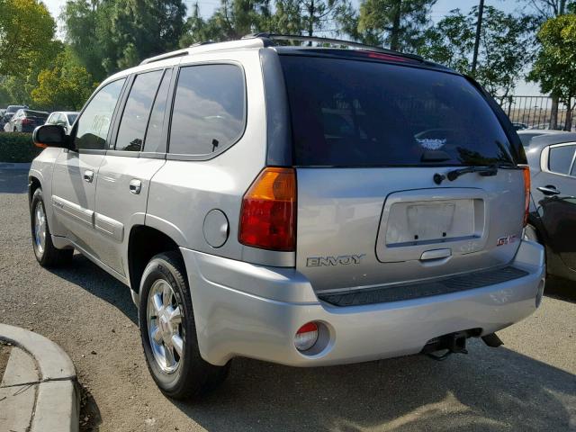 1GKDS13S542403694 - 2004 GMC ENVOY SILVER photo 3