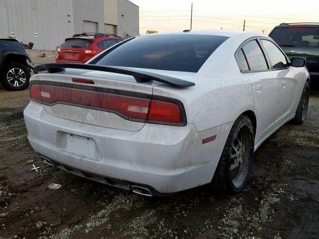 2C3CDXHG0DH502587 - 2013 DODGE CHARGER SX WHITE photo 4