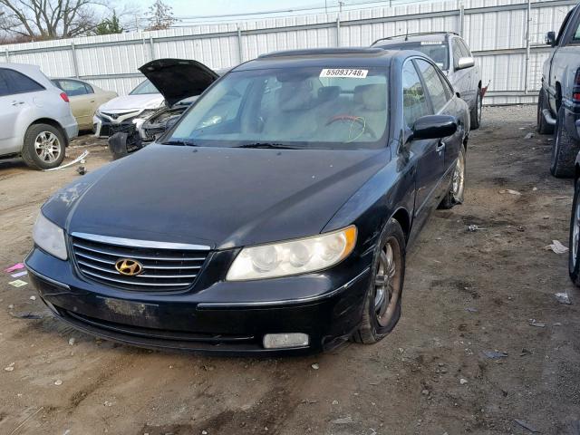 KMHFC46F26A041152 - 2006 HYUNDAI AZERA SE BLACK photo 2