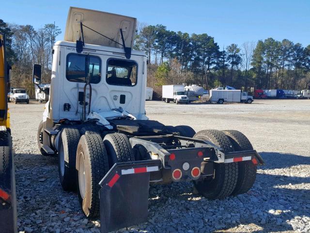 1FUJGEDV3GLHL0721 - 2016 FREIGHTLINER CASCADIA 1 WHITE photo 3