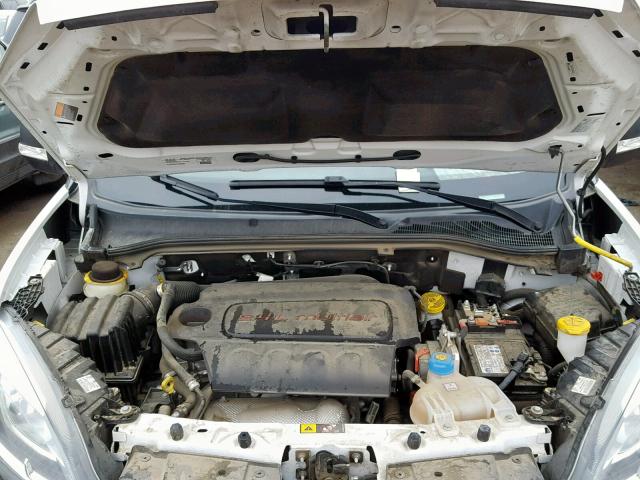 ZFBERFAT7F6A69061 - 2015 RAM PROMASTER 白色 照片 7