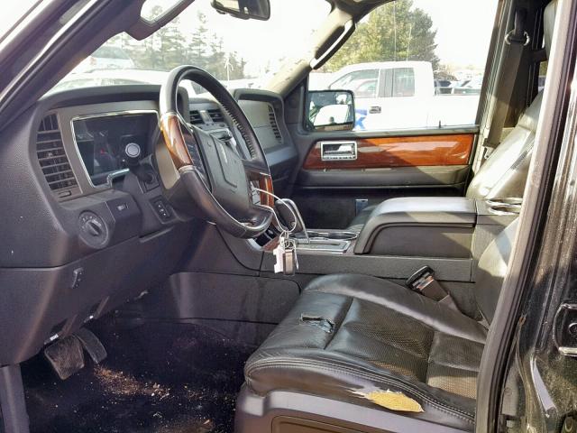 5LMJJ3J55CEL02882 - 2012 LINCOLN NAVIGATOR BLACK photo 5