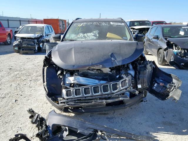 3C4NJCAB4JT411524 - 2018 JEEP COMPASS SP 石墨色 照片 9