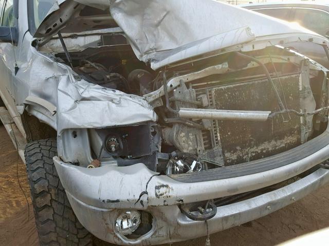 3D7LU38C74G154794 - 2004 DODGE RAM 3500 S SILVER photo 9