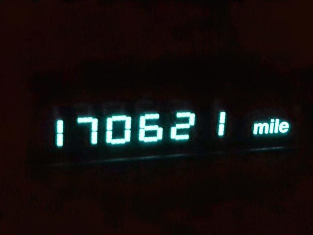 1J8HG48K46C268769 - 2006 JEEP COMMANDER BLACK photo 8