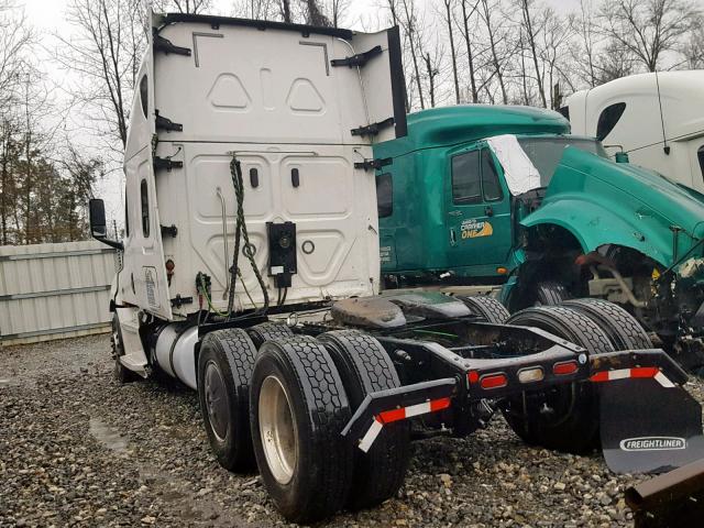 3AKJHHDR5JSJK2841 - 2018 FREIGHTLINER CASCADIA 1 WHITE photo 3