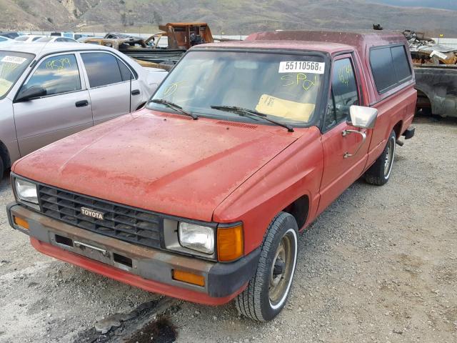 JT4RN55D2G0181162 - 1986 TOYOTA PICKUP 1/2 RED photo 2