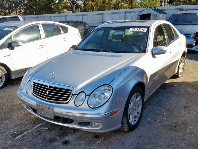 WDBUF65J34A472468 - 2004 MERCEDES-BENZ E 320 SILVER photo 2