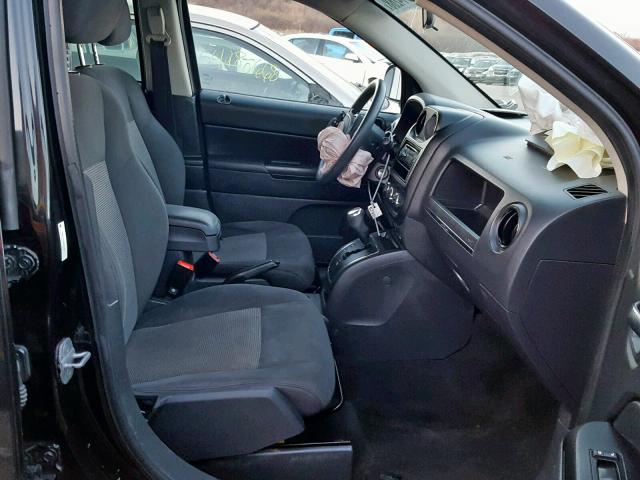 1J4NT1FAXBD226801 - 2011 JEEP COMPASS SP 黑色 照片 5