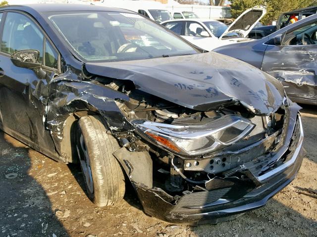 1G1BC5SM0J7209334 - 2018 CHEVROLET CRUZE LS BLACK photo 9