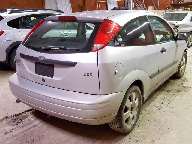 3FAFP31361R243903 - 2001 FORD FOCUS ZX3 SILVER photo 4