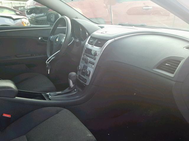 1G1ZC5E02CF251228 - 2012 CHEVROLET MALIBU 1LT WHITE photo 5