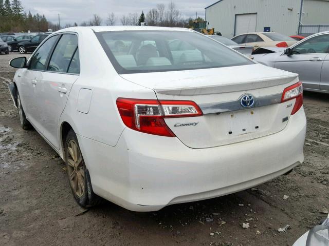 4T1BD1FK8DU063692 - 2013 TOYOTA CAMRY HYBR WHITE photo 3