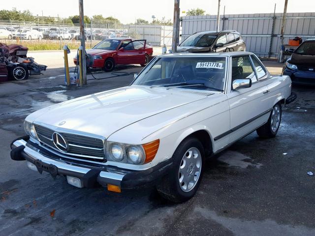 WDBBA45DXFA026289 - 1985 MERCEDES-BENZ 380 SL WHITE photo 2