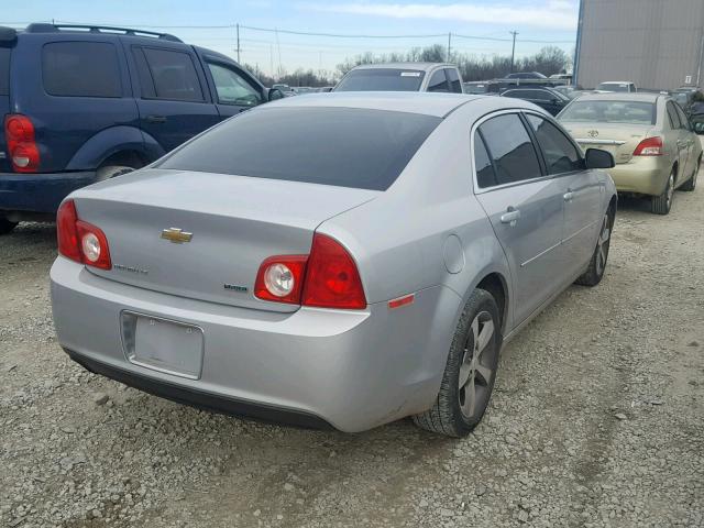 1G1ZC5EU5BF358498 - 2011 CHEVROLET MALIBU 1LT SILVER photo 4