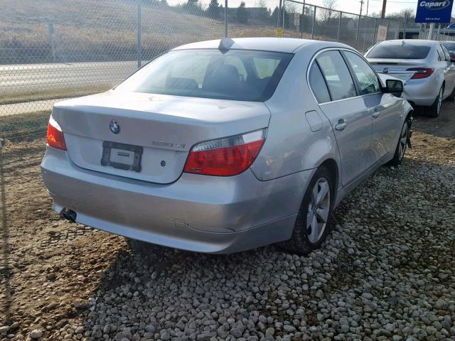 WBANF73557CU26812 - 2007 BMW 530 XI SILVER photo 4