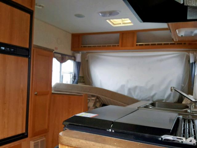 4WYH02C2781716028 - 2008 CAMP CAMPER WHITE photo 5